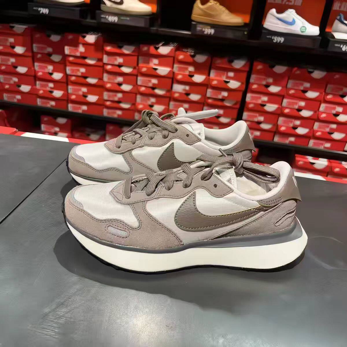 Nike/耐克 女子复古时尚舒适运动休闲低帮缓震跑步鞋 FD2196-005