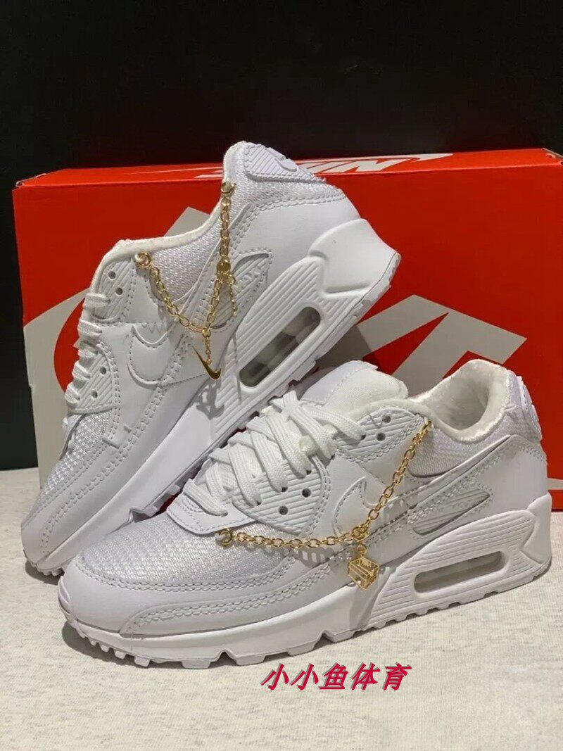 Nike耐克纯白跑步鞋女子