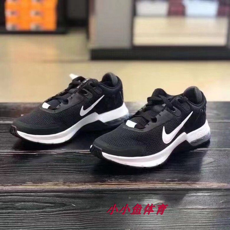 NIKE男跑步鞋气垫缓震