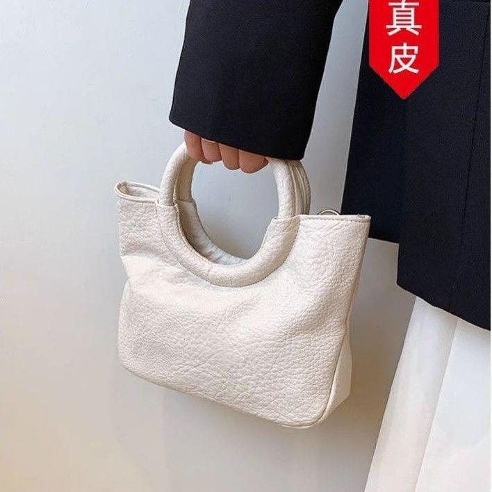 复古潮手提包挎包包单肩云朵斜挎包真皮女小2026褶皱圆环时尚新款