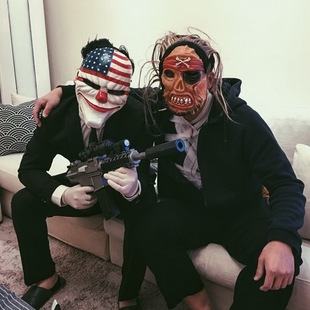 收获日2面具恐怖万圣节pay扮演day掠夺小丑头盔游戏收获日面具