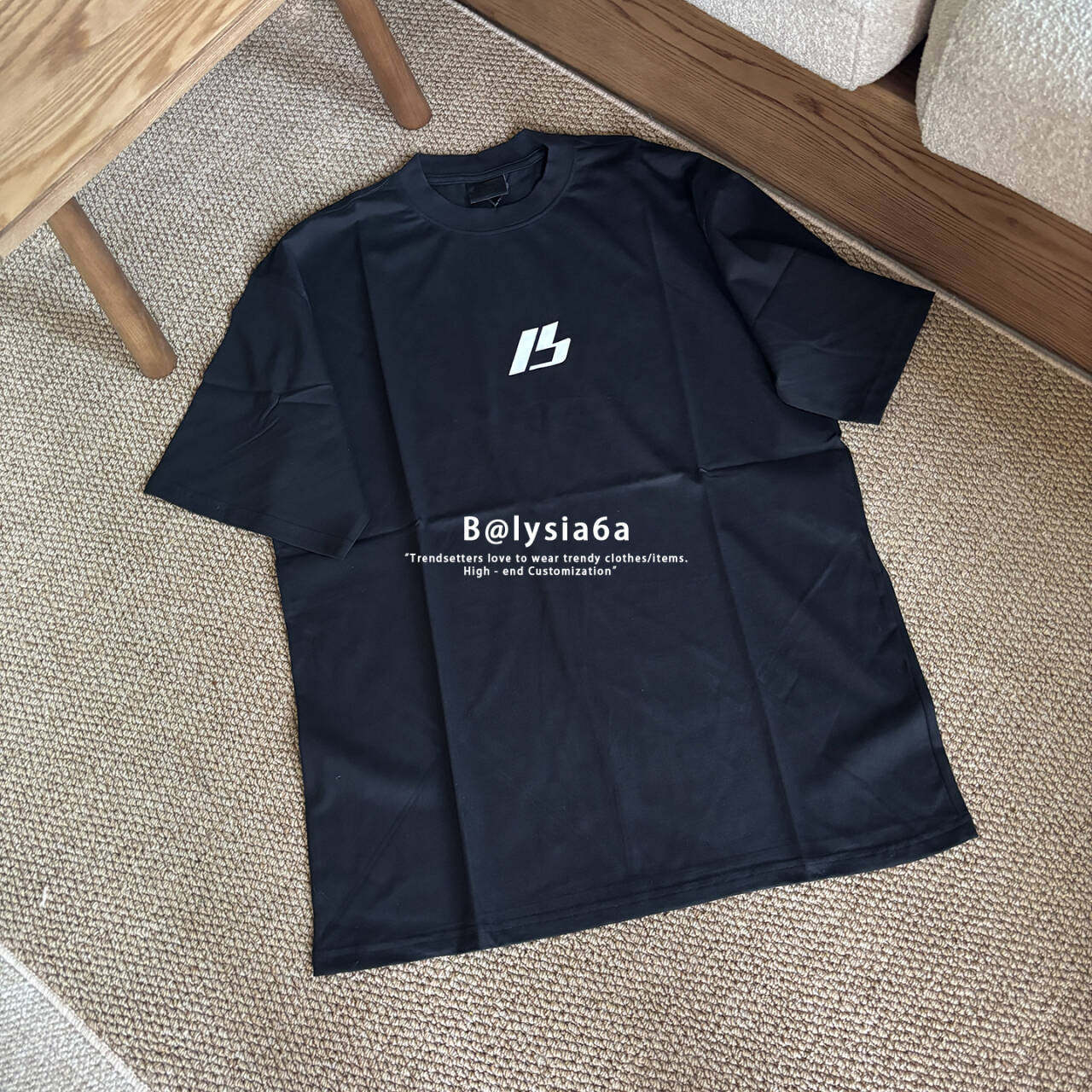 【天花板】巴黎风格反光字母宽松版短袖男女同款情侣T恤