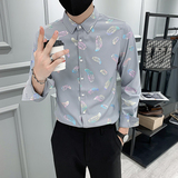 灰色