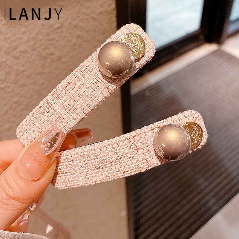 高级感淡粉色甜美珍珠发夹