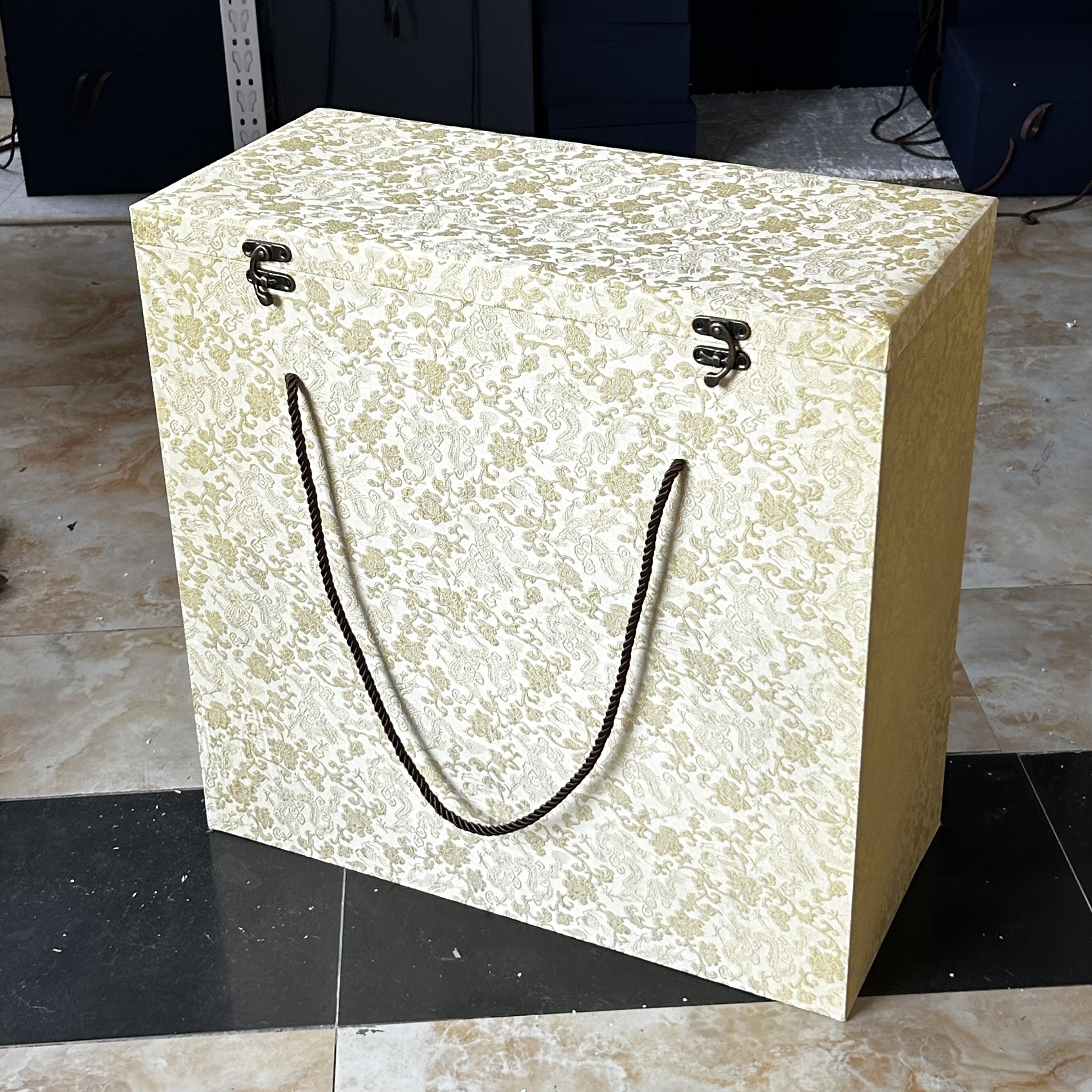 黄龙布海绵内胆包装盒花瓶玉器石头工艺品摆件礼盒锦盒防震耐用