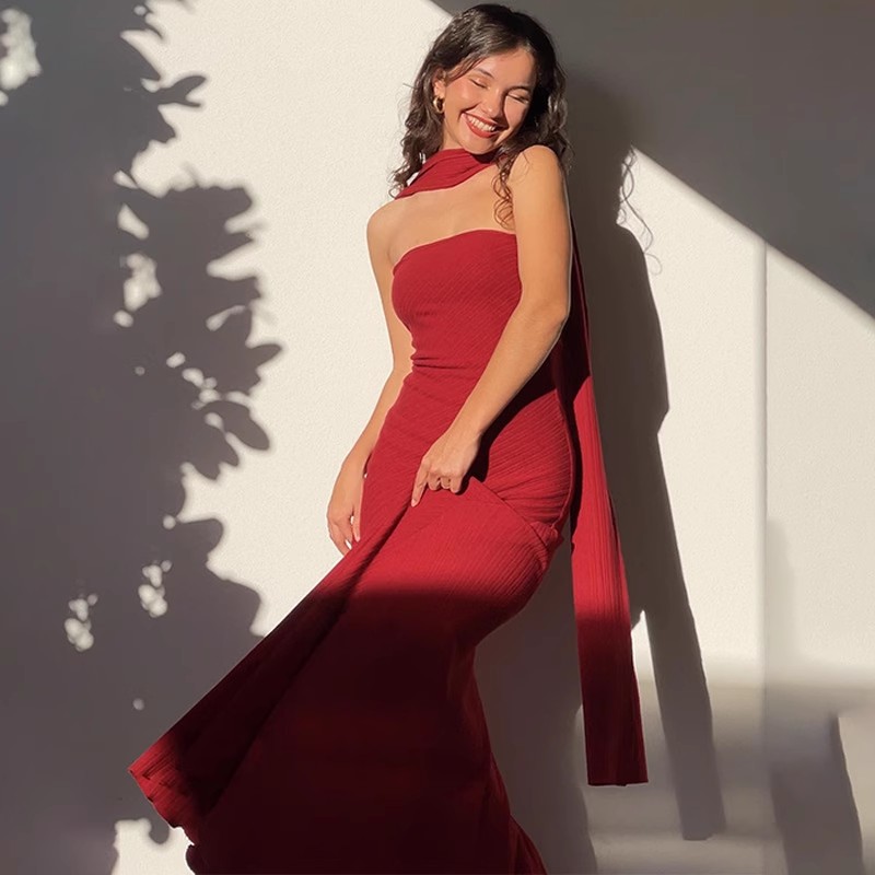 法式气质一字抹胸围脖披肩鱼尾裙