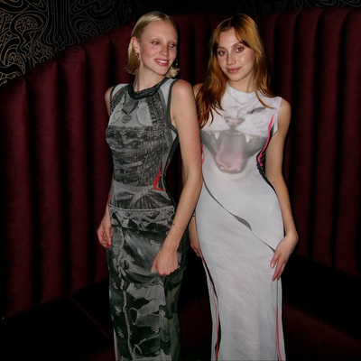 时尚气质辣妹特色印花圆领连衣裙