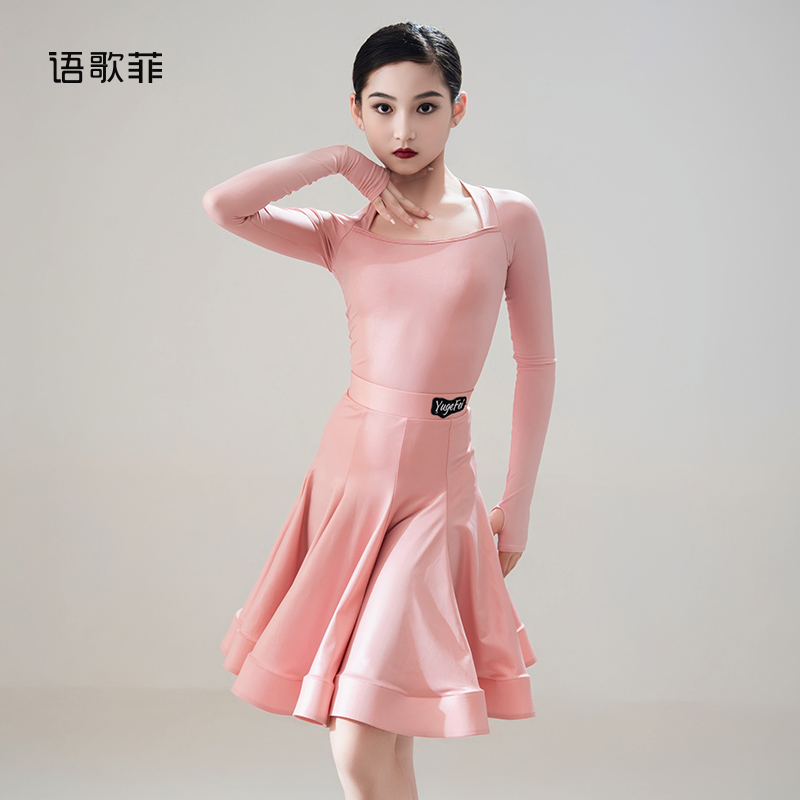 语歌菲拉丁舞分体规定服