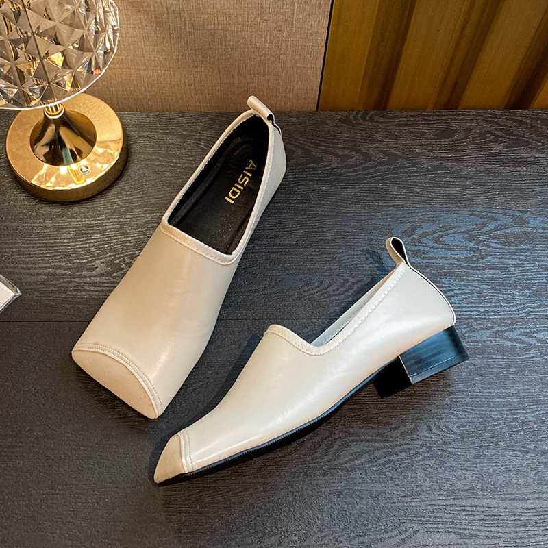 方头单鞋女2025年秋季新款小众猪鼻鞋低跟法式复古玛丽珍大码女鞋,女鞋,浅口单鞋,淘宝优惠券,粉丝福利购,淘宝优惠卷