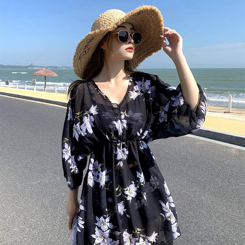 新款分体泳衣女三件套保守遮肉显瘦大码胖mm200斤防晒温泉装