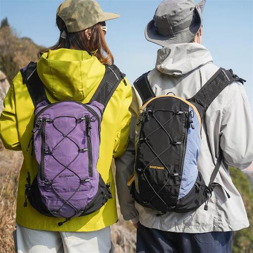 户外运动登山包大容量骑行背包拼色潮牌工装双肩包轻便徒步爬山包
