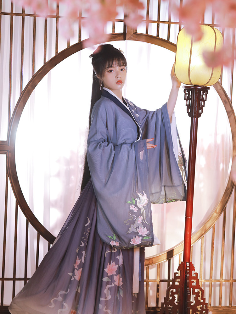 汉宫裳影【云莺】汉服女正品原创中国风交领齐腰襦裙广袖秋季套装