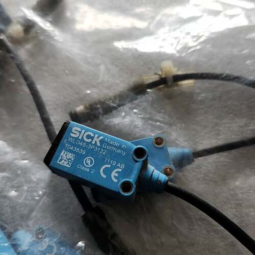 可维修传感器施克WLG4S-3P3132正品成色如议价