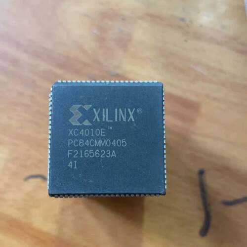 可维修XC4010E PLCC84 四方粒 60片左右 质量保议价