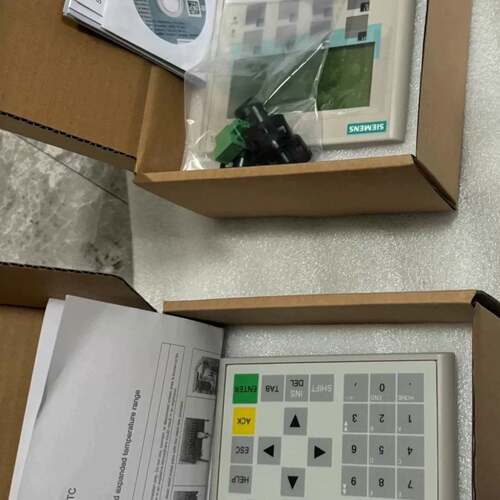 可维修西门子触摸屏OP 77B 4.5英寸，型号6AV6 641-议价