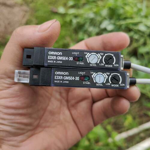 可维修E3XR-GM5E4-30欧姆龙光纤放大器，，功能包议价
