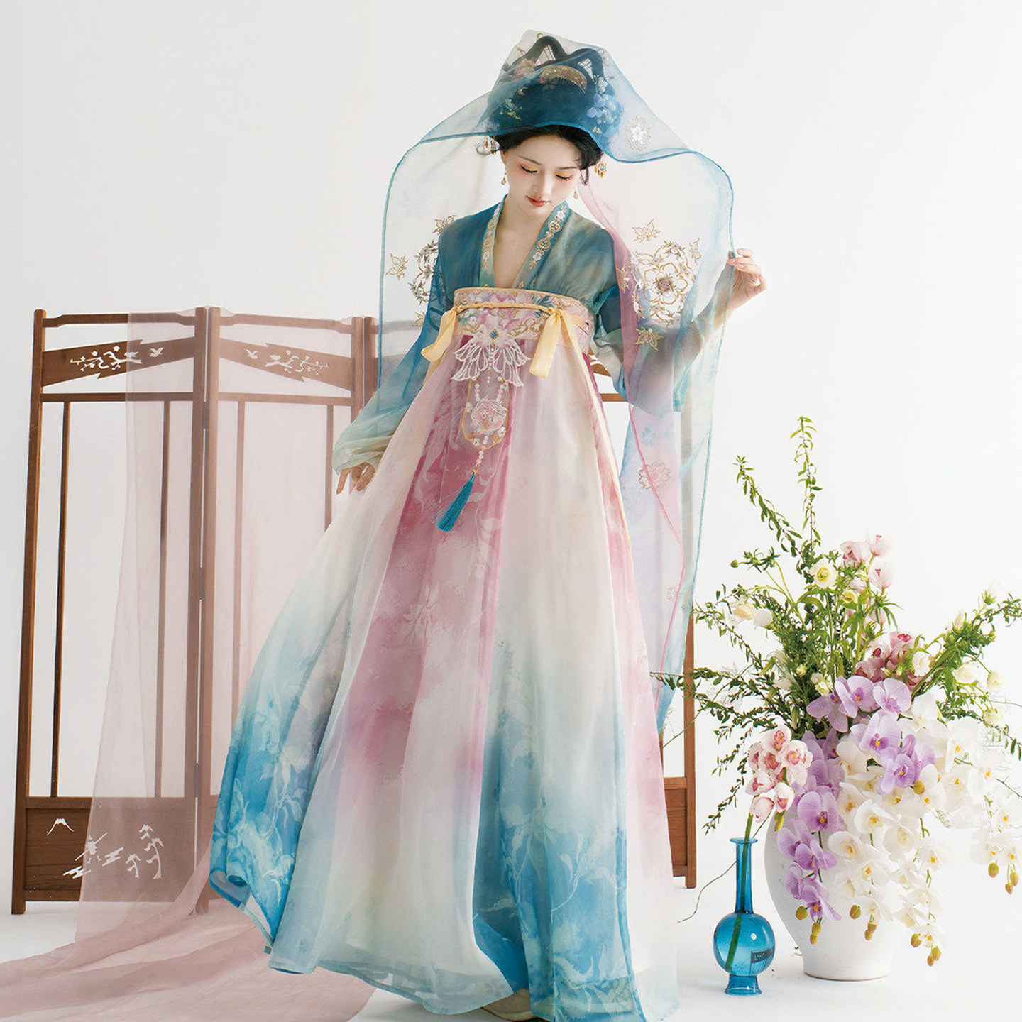 唐制汉服女款成人日常改良齐胸襦裙古风2026超火汉服古装仙气飘飘图片