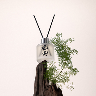 春风十里出山无火香薰木质香室内家用持久留香卧室香氛摆件淡香型