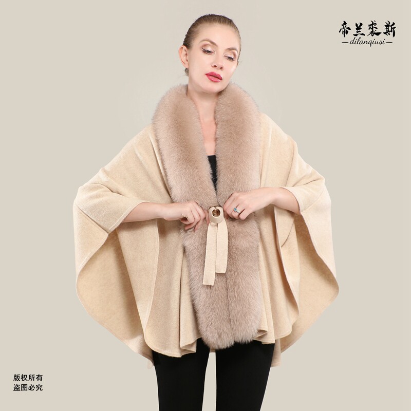 新款轻奢狐狸毛皮草披肩秋冬外套女羊毛针织斗篷保暖羊绒大衣披风