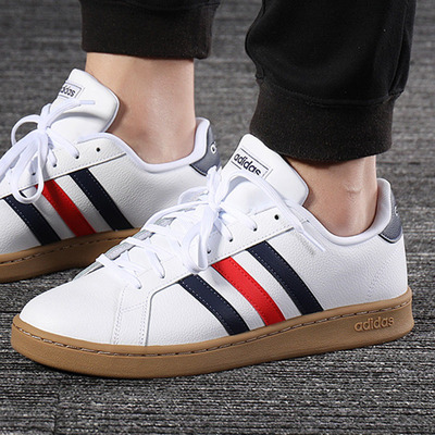 Adidas阿迪达斯运动休闲鞋