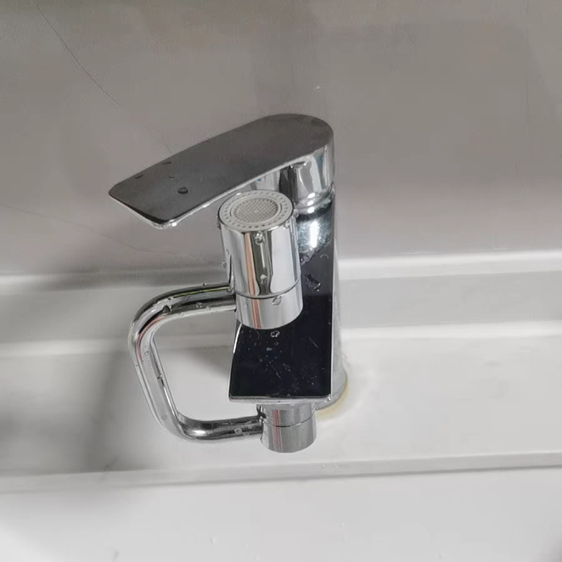 洗漱台机械臂接头万向可旋转能万防溅水厨房延伸器神器水嘴水龙头