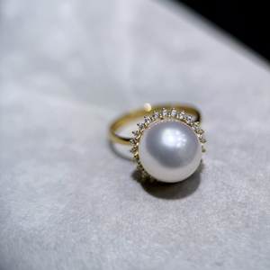 海水澳白珍珠戒指 正圆镜面光几乎无暇18k金钻石镶嵌