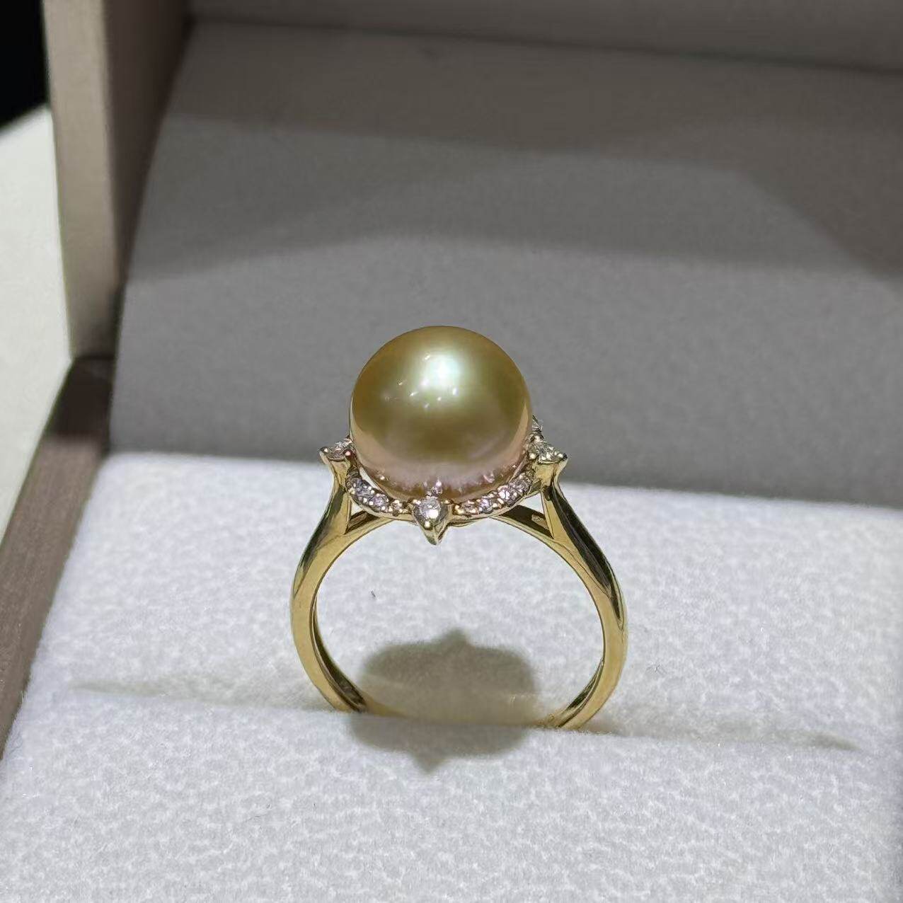 南洋金珠 18K钻石 戒指