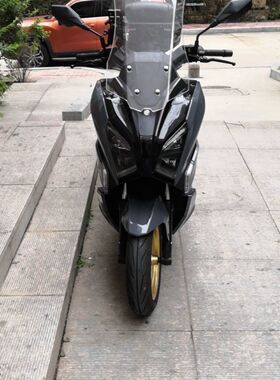 适用直线风挡原创设计黑色/透明可选38*61适用于凯威BMP踏板专用