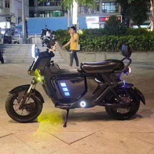 适用小牛U+B中置箱格士铃UB4.0麦铃S500俪菱奇迹牛中箱改装前置储