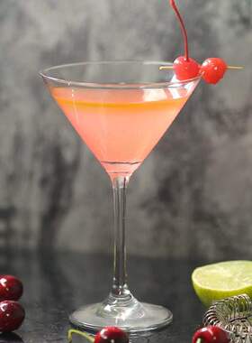 Martini cocktail triangle glass glass glass crystal goblet c