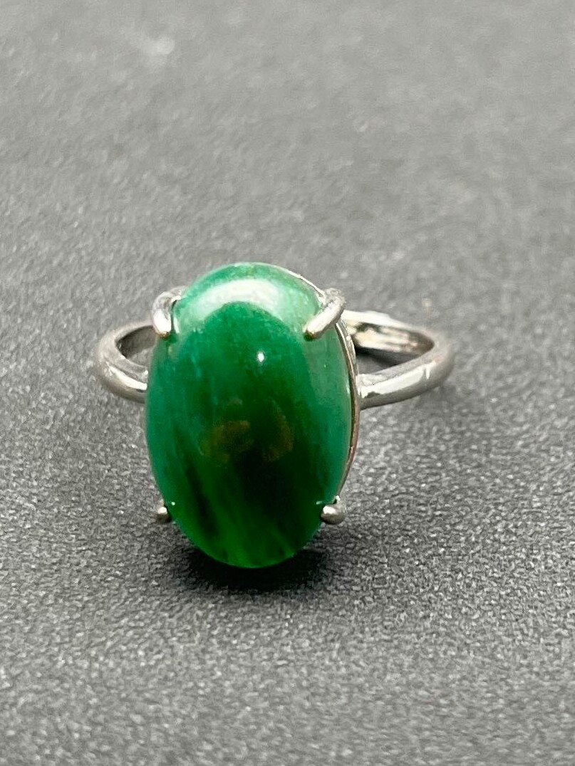 南阳独山玉新款纯手工雕刻老坑料满绿貔貅镶嵌925银随圆活口戒指