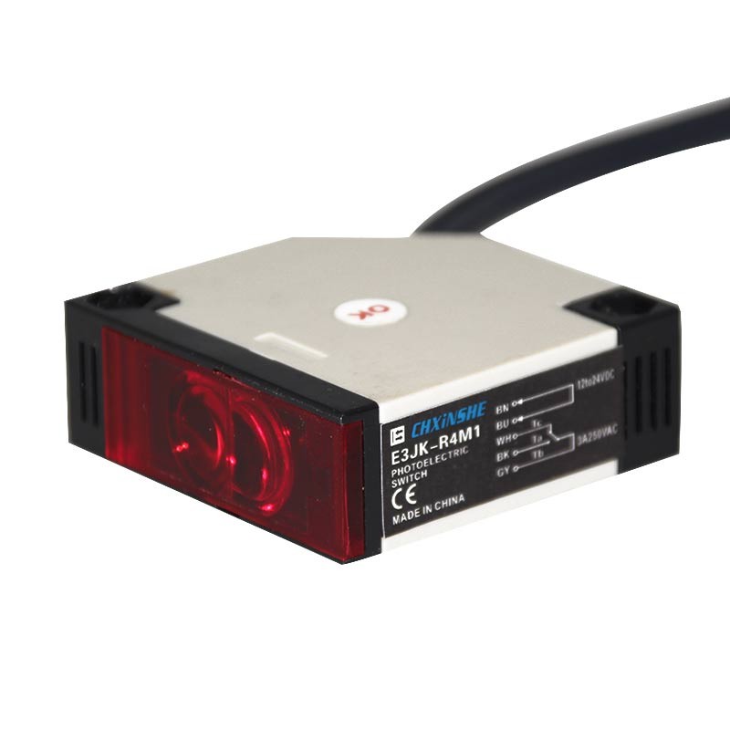 鑫社 E3JK-R4M1 镜片反射型光电开关传感器 12V P24V 220V感应开