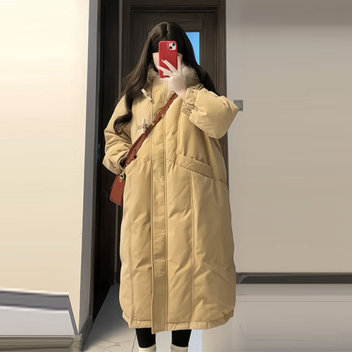 晶煊大毛领连帽牛角扣羽绒棉袄女