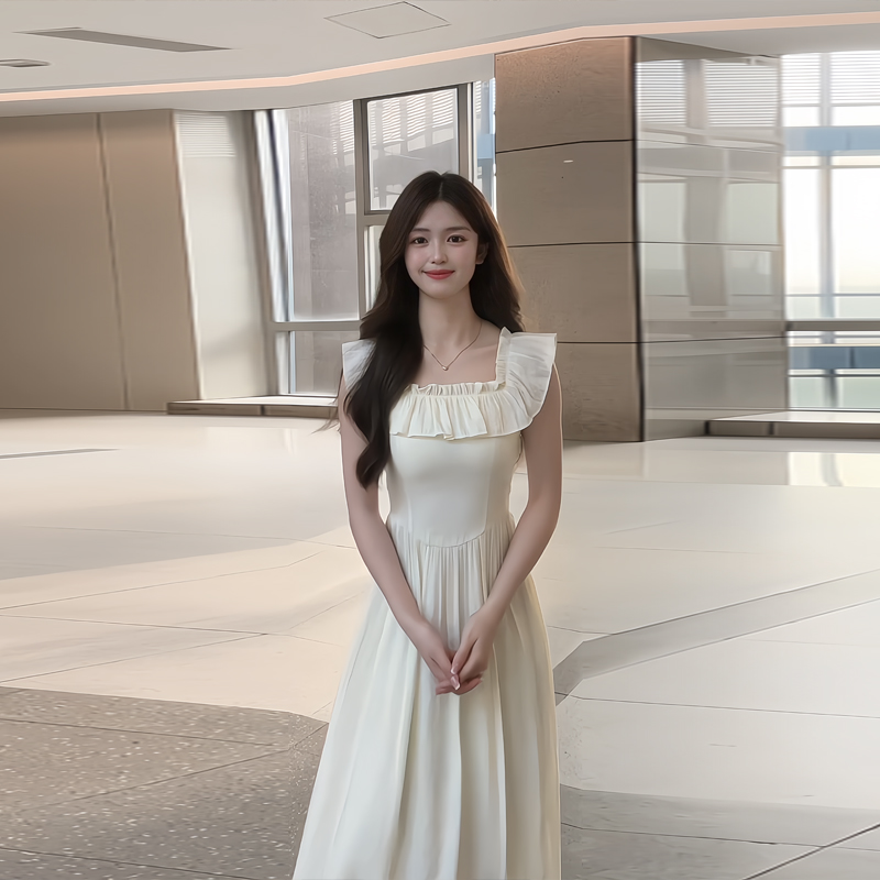 晶煊超仙气飞飞袖方领吊带连衣裙