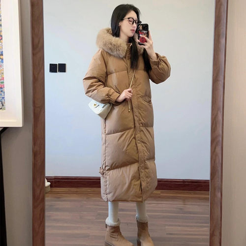 晶煊韩国高级感大毛领连帽棉服女