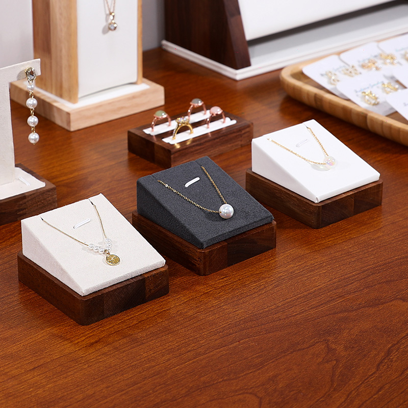 胡桃木吊坠座项链展示托道具