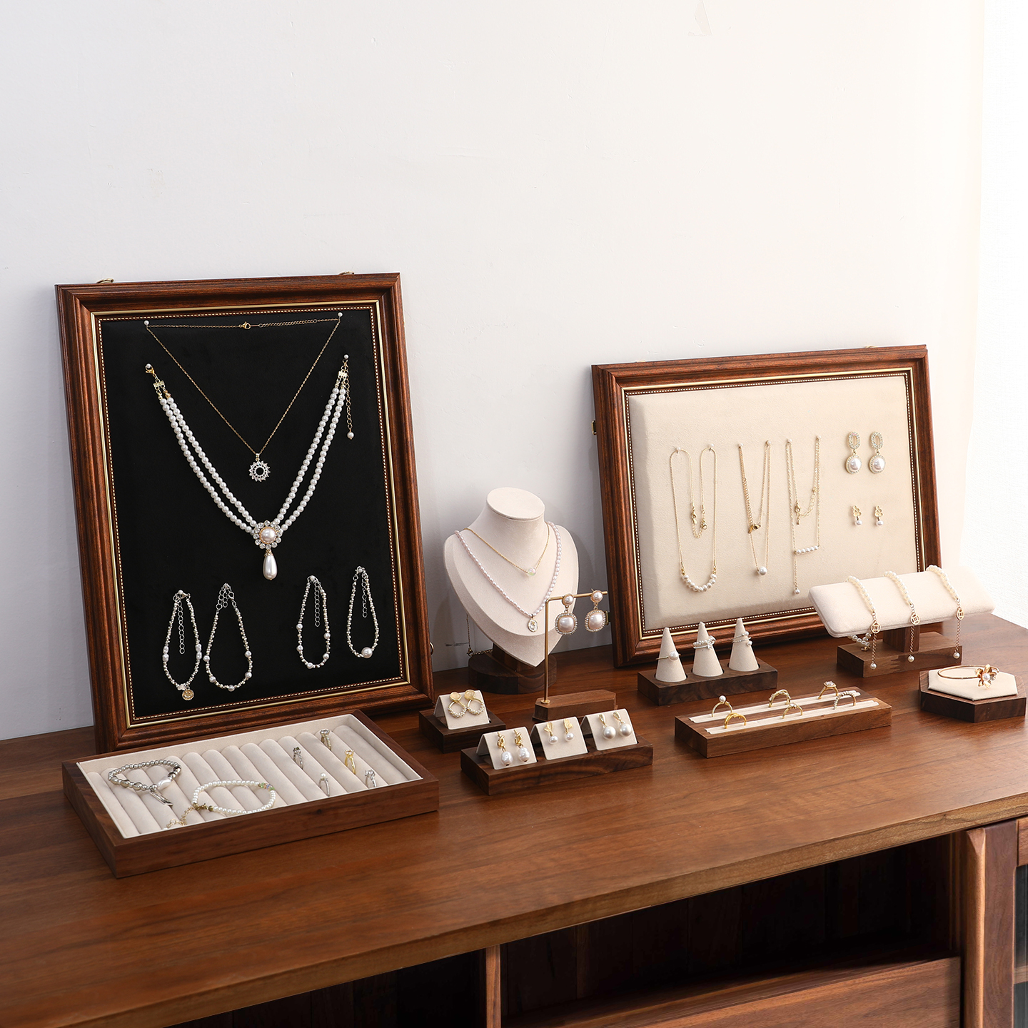 法式复古饰品店铺陈列收纳道具