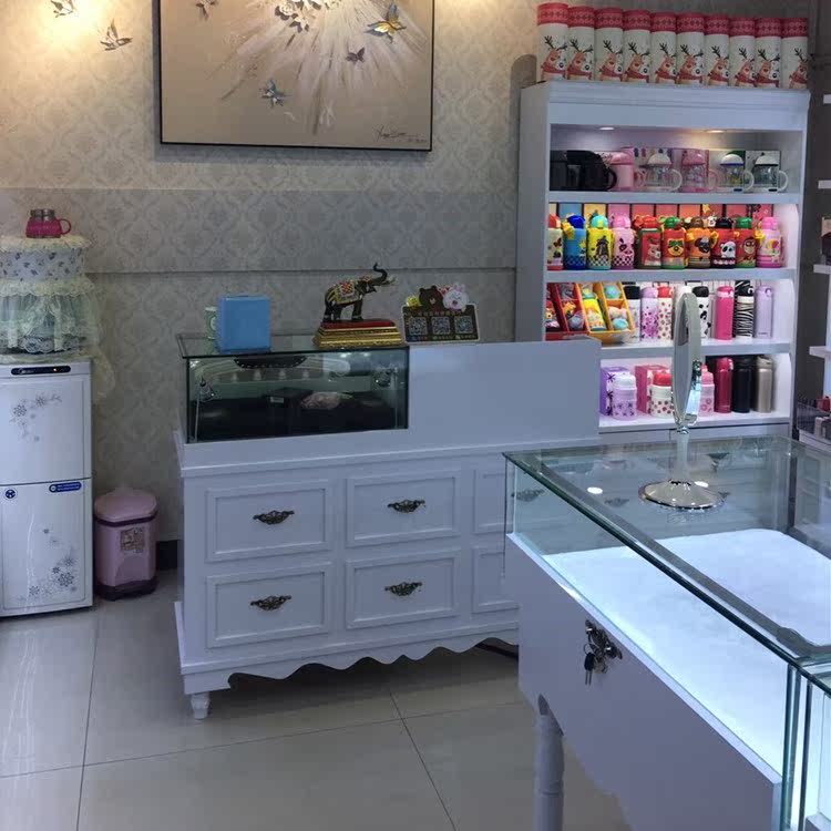 Retro cabinet couture To fake something antique Cashier Reception Bar counter Exhibition Beauty Glass Jewelry Jewelry Women's wearin the Business/Office Furniture , Supermarket Furniture , Cashier  category - from Buy2taobao.com to provide professional Taobao agent buy service