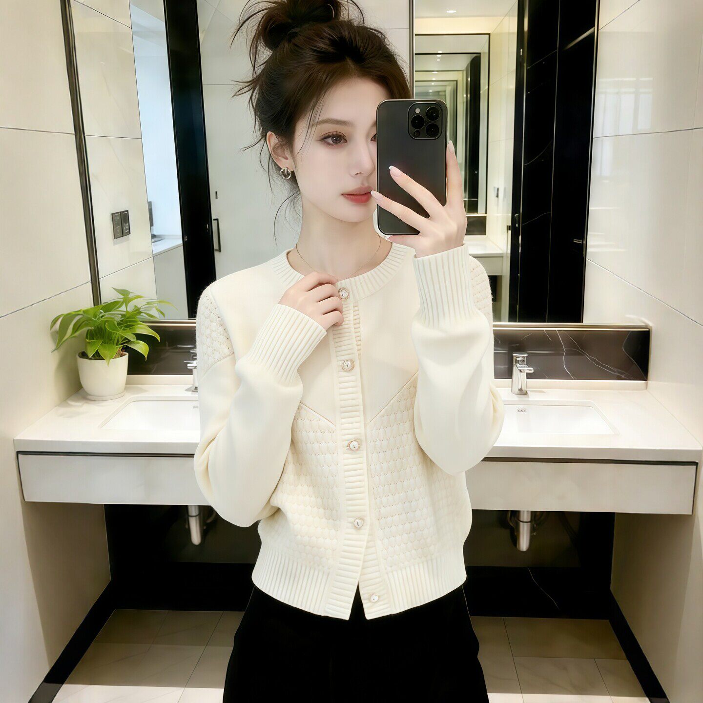 独特漂亮白色针织衫毛衣开衫外套春装女款2026年新款爆款短款上衣