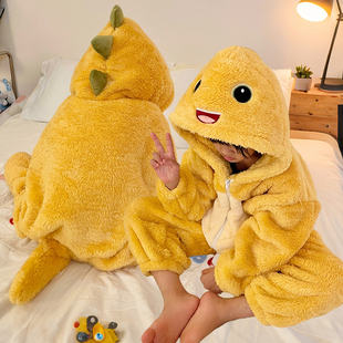 奶龙女童睡衣2025超火冬装一整套珊瑚绒男童家居服冬季儿童连体衣