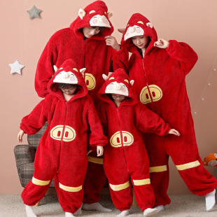 猪猪侠亲子连体睡衣儿童保暖珊瑚绒一家三口四口可爱家居服秋冬季