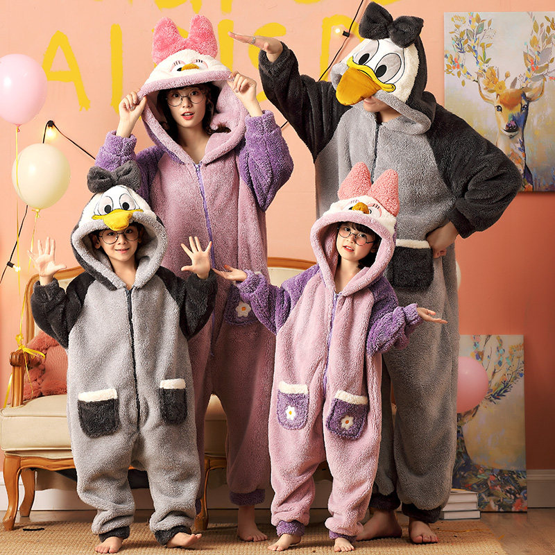 亲子睡衣一家三口装秋冬季儿童连体珊瑚绒男童女孩加厚母女装四口