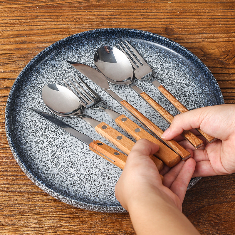 家用西餐餐具牛排刀叉勺三件套