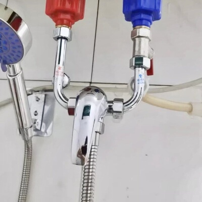 淋浴通用开关花洒全铜混水阀电热水器混合阀冷热龙头U型配件明装