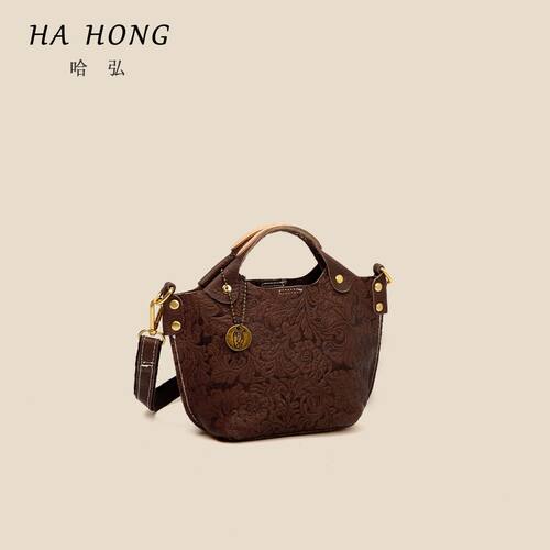 哈弘新款头层牛皮复古压花手工真皮手提包日常小众百搭单肩斜挎款
