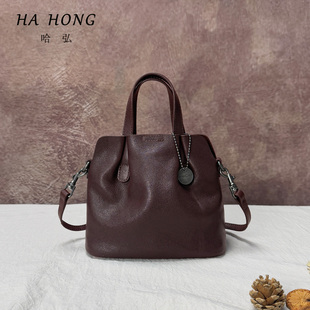 哈弘2026植鞣头层牛皮单肩斜挎手提包软皮复古百搭简约日常通勤包