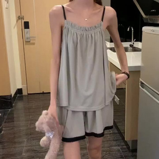 夏天可外穿薄款 2025新款 冰丝莫代尔网红两件套短裤 吊带睡衣女夏款