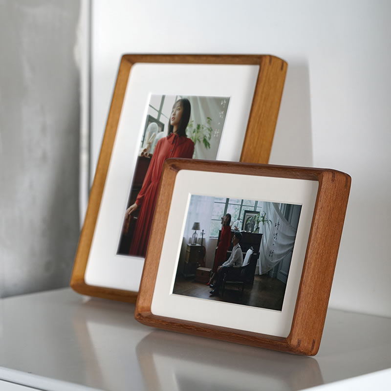 高品质jin口实木摆台相框
