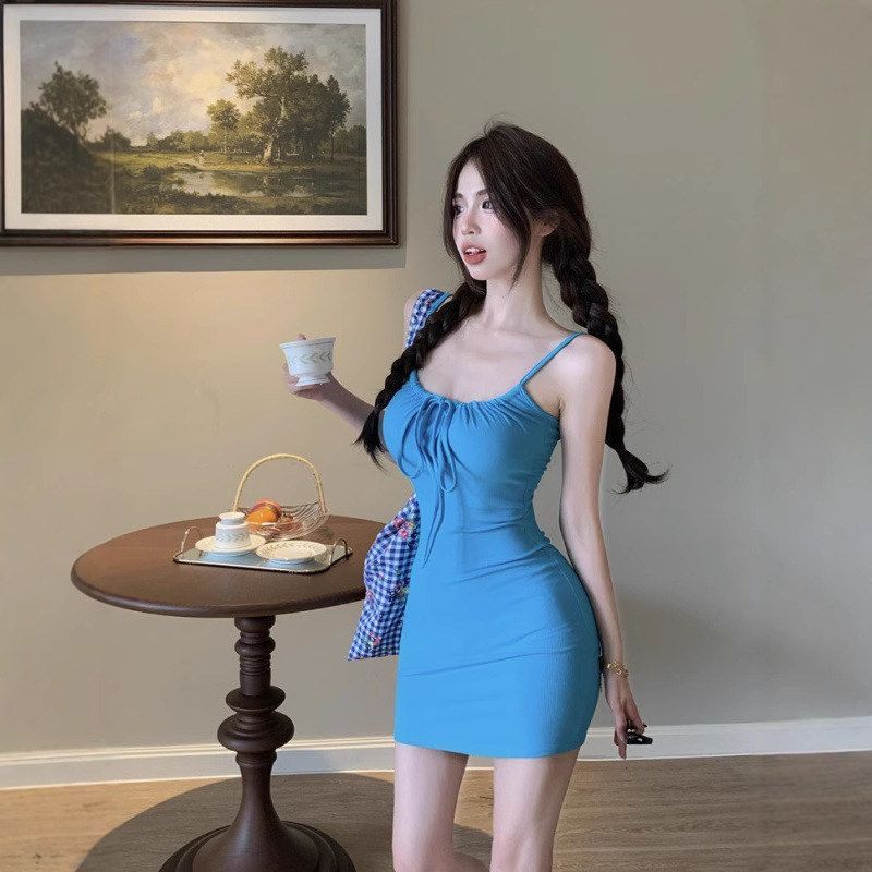 纯欲性感无袖吊带连衣裙女夏季收腰修身紧身辣妹裙子短款约会裙子