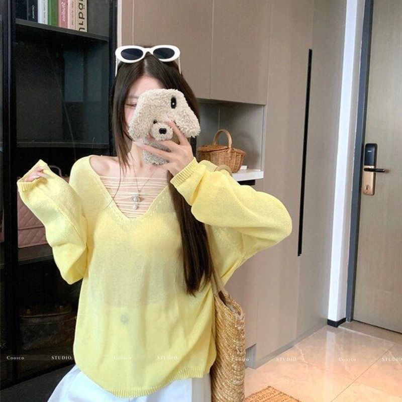 巨好看的肌理感黄色显白V领镂空针织防晒罩衫女夏季宽松遮肚上衣